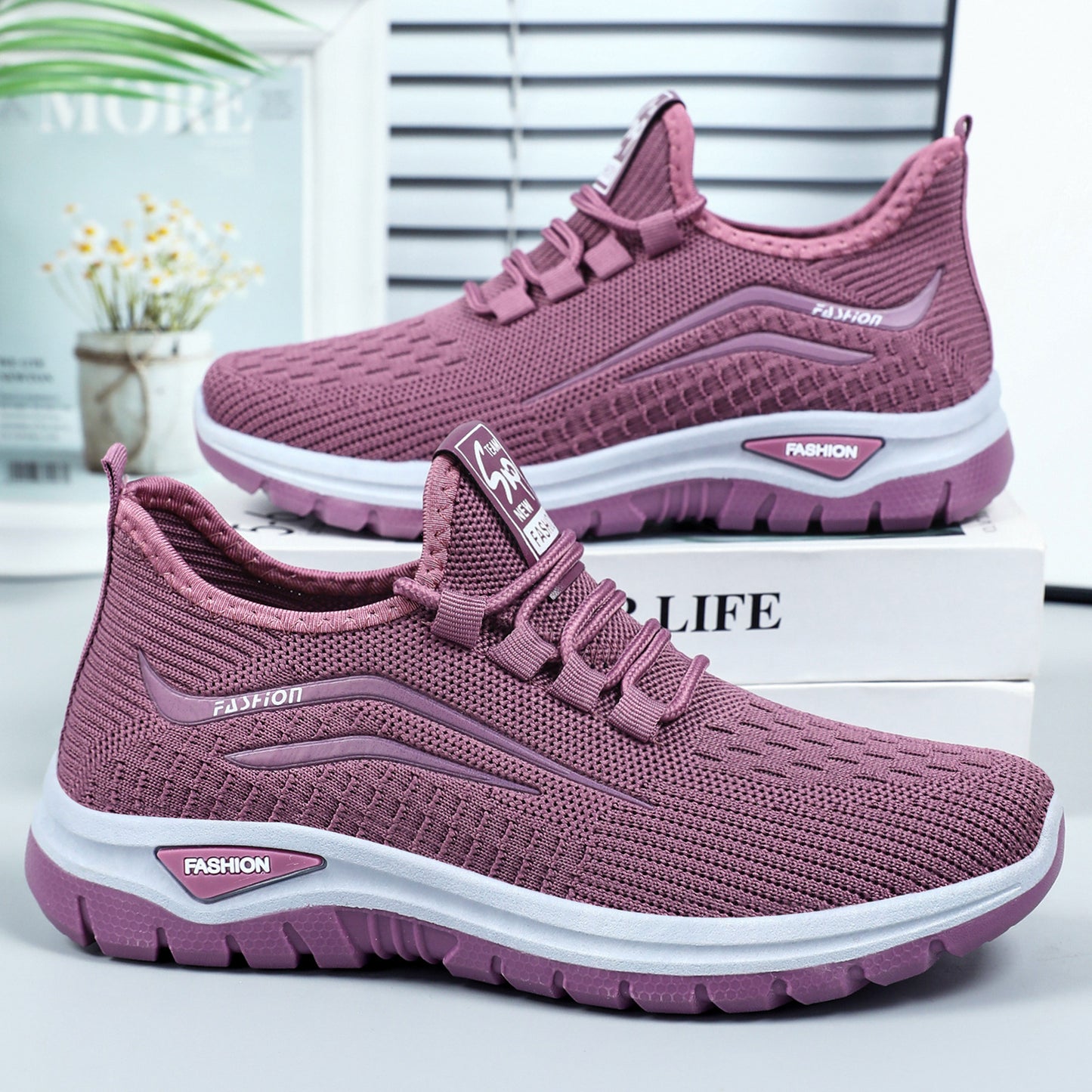 Women's Walking Sneakers Detail